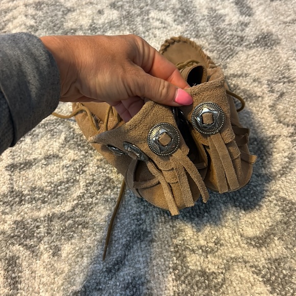 Leather Moccasins. With silver conchos - Picture 2 of 6